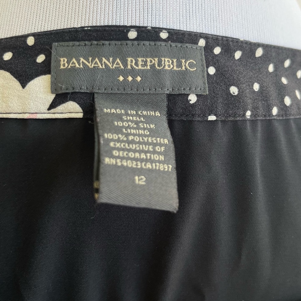 Banana republic silk floral skirt size 12 polka dot - Picture 3 of 3